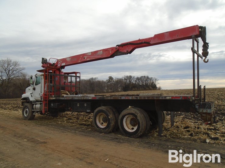 2001-international-2001-image-7