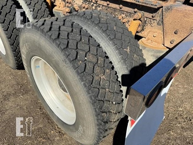 2008-kenworth-t800-image-54