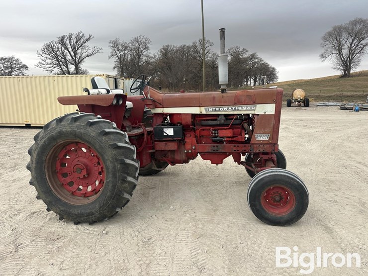 international-826-image-4