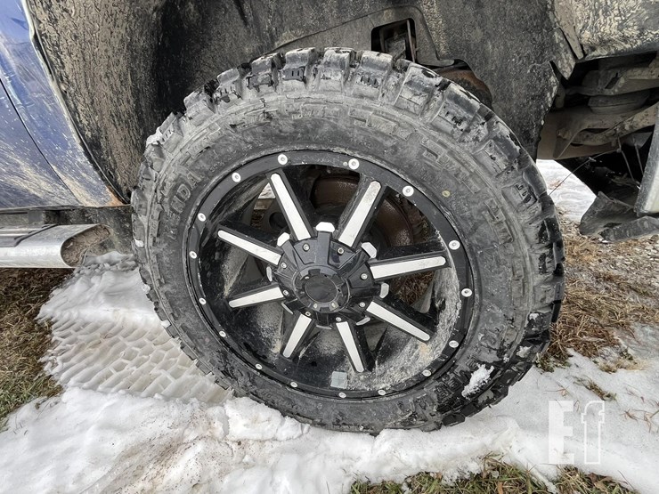 chevrolet-silverado-2500hd-ltz-image-15