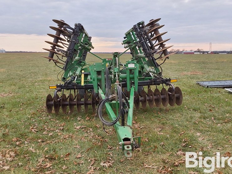 john-deere-726-image-2