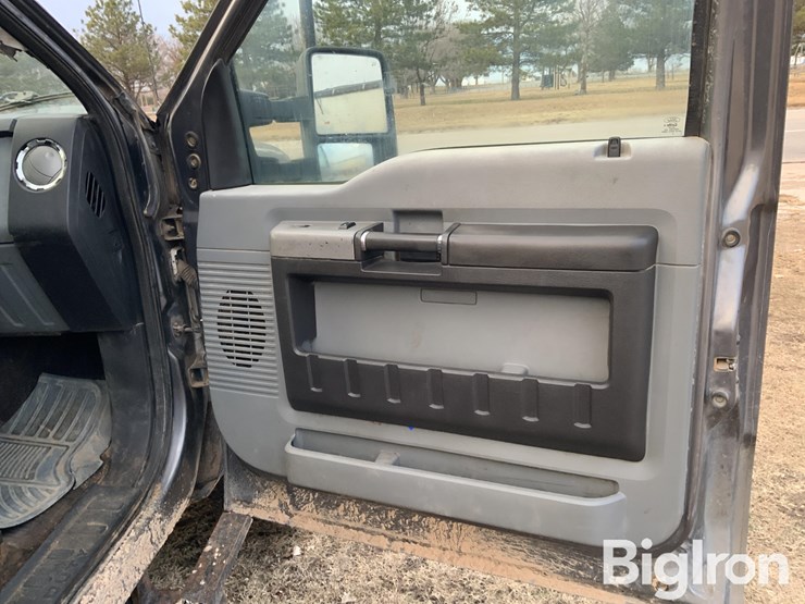 2014-ford-f350-image-19