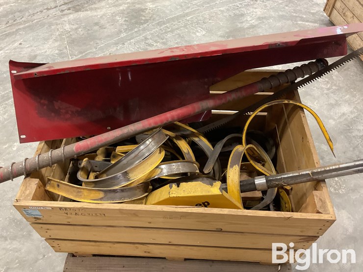 new-holland-br7090-image-2