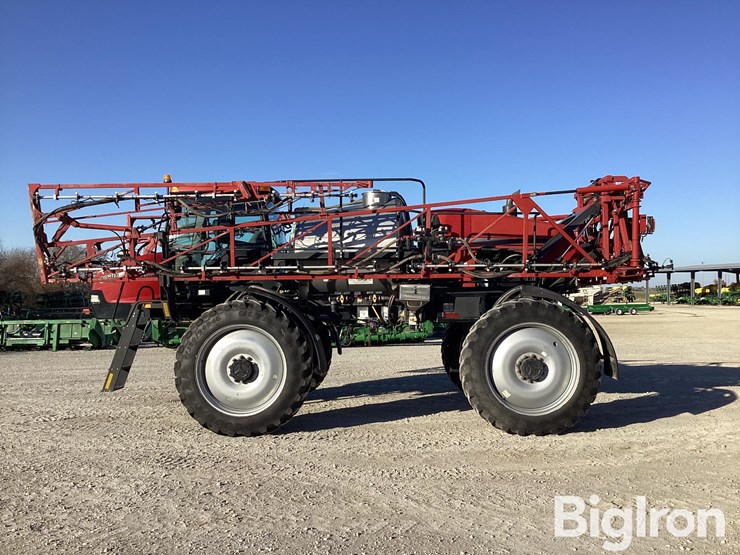 2012-case-ih-patriot-3330-image-3