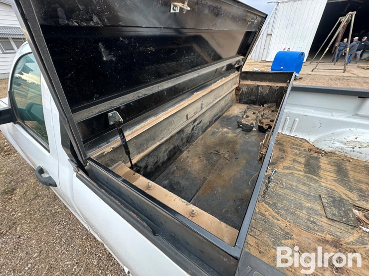 chevrolet-silverado-1500-lt-image-13