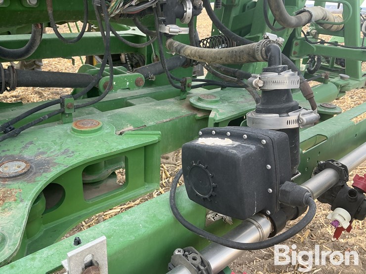 john-deere-r4038-image-15