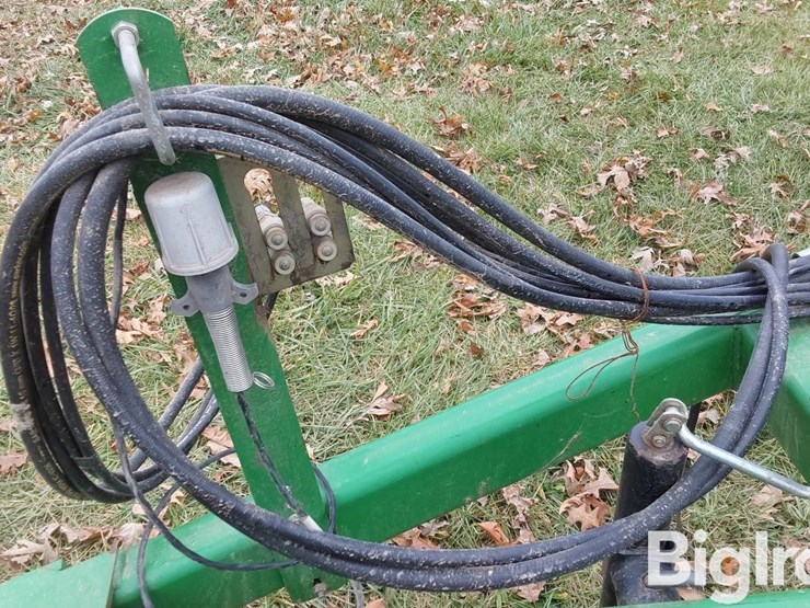 john-deere-726-image-11