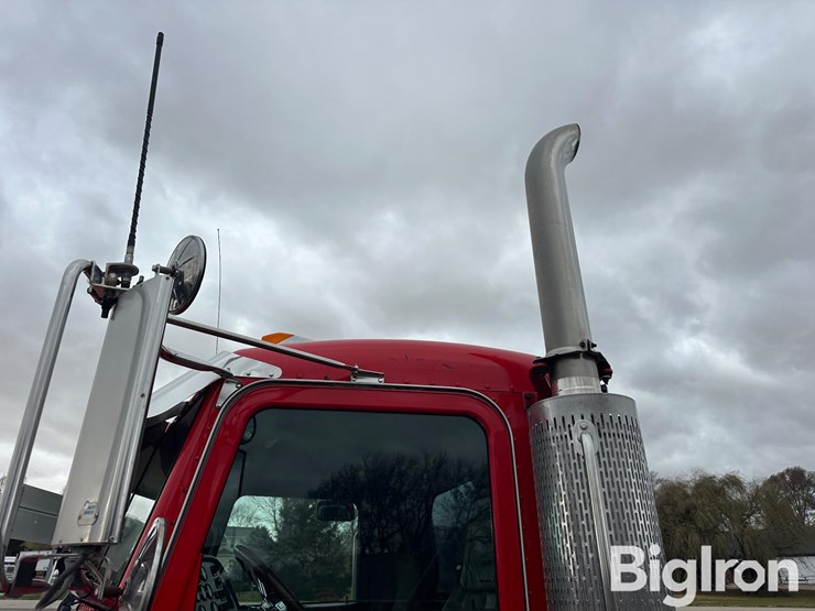 2007-peterbilt-379-image-12