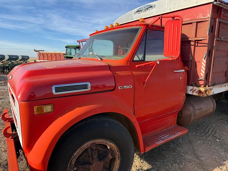 chevrolet-c50-image-10