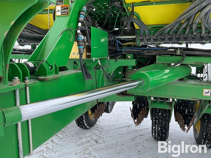 2010-john-deere-1770nt-image-11