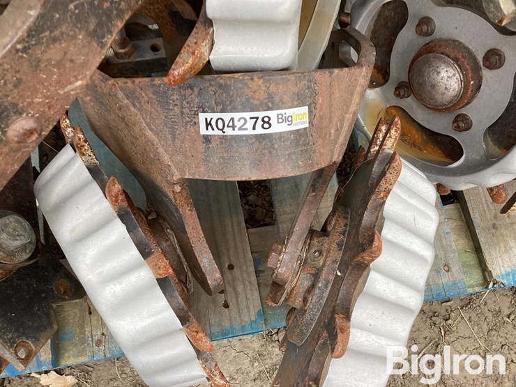 case-ih-1250-image-17