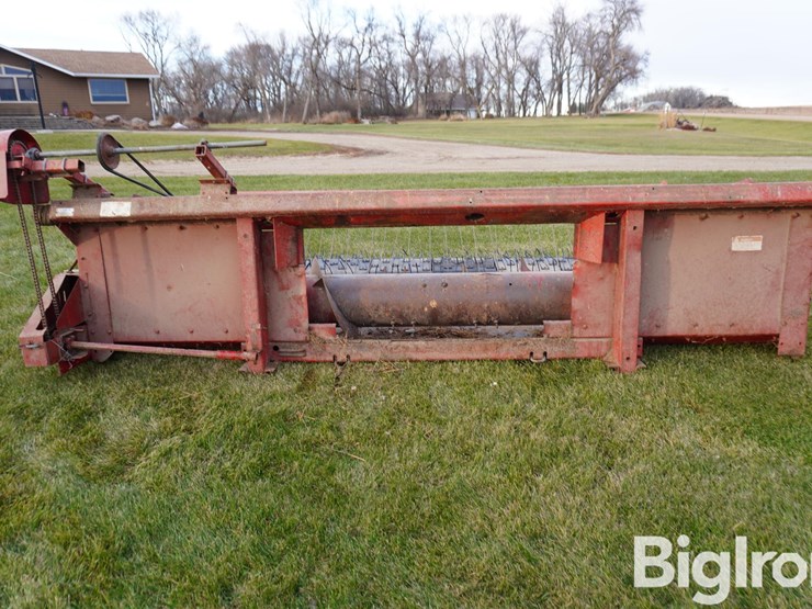 international-810-13-image-6