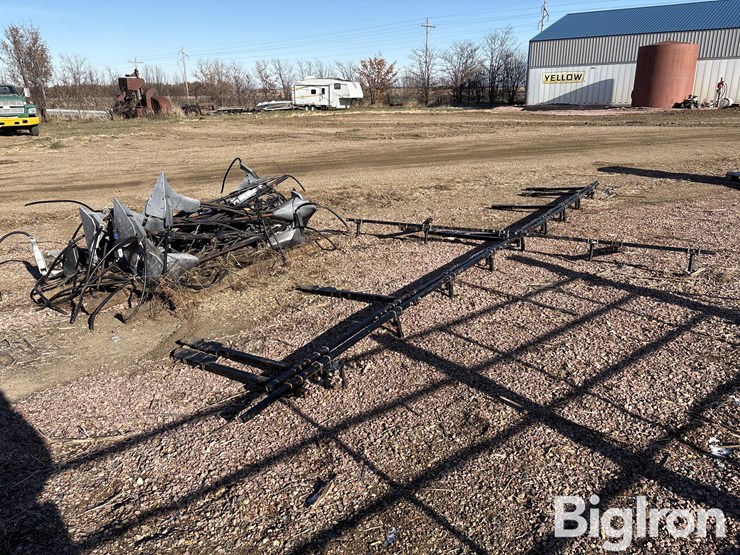 2016-john-deere-4830-image-3