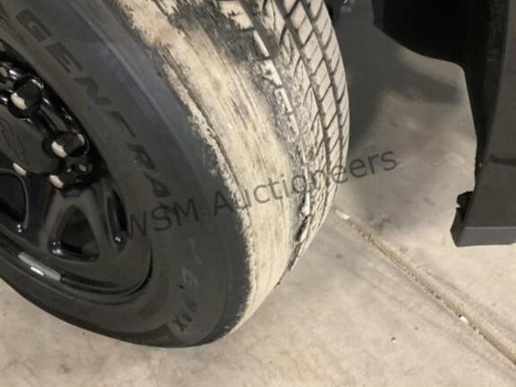 chevrolet-tahoe-image-27