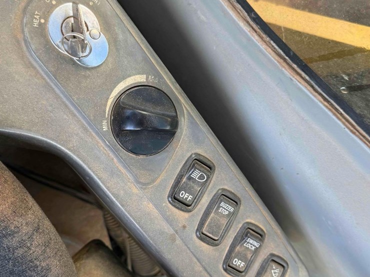 komatsu-pc300-image-29