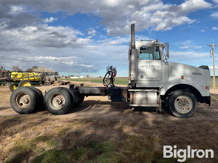 kenworth-t800-image-4