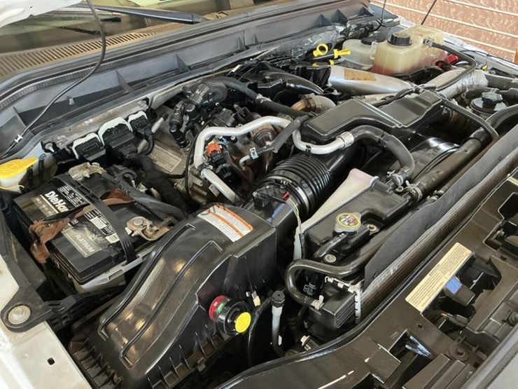 2016-ford-f550-image-12