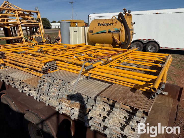 bil-jax-5'x6'-scaffolding-&-flatbed-trailer-image-15