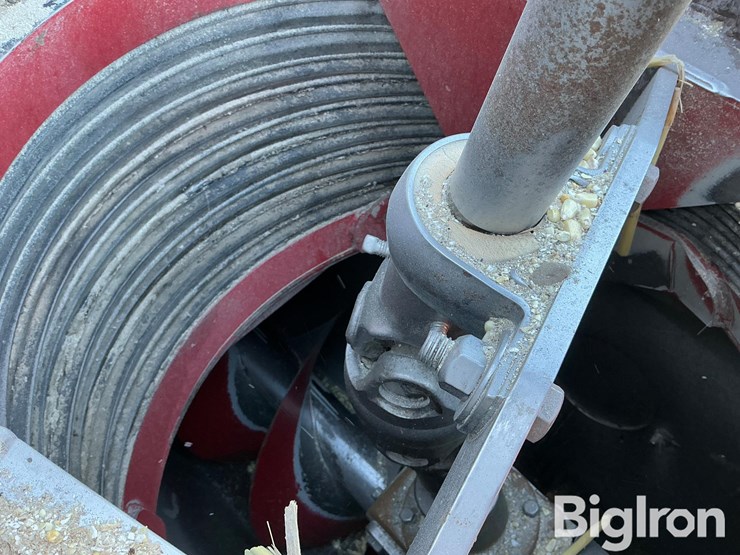 buhler-farm-king-16104-image-18