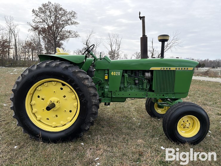 john-deere-4020-image-4