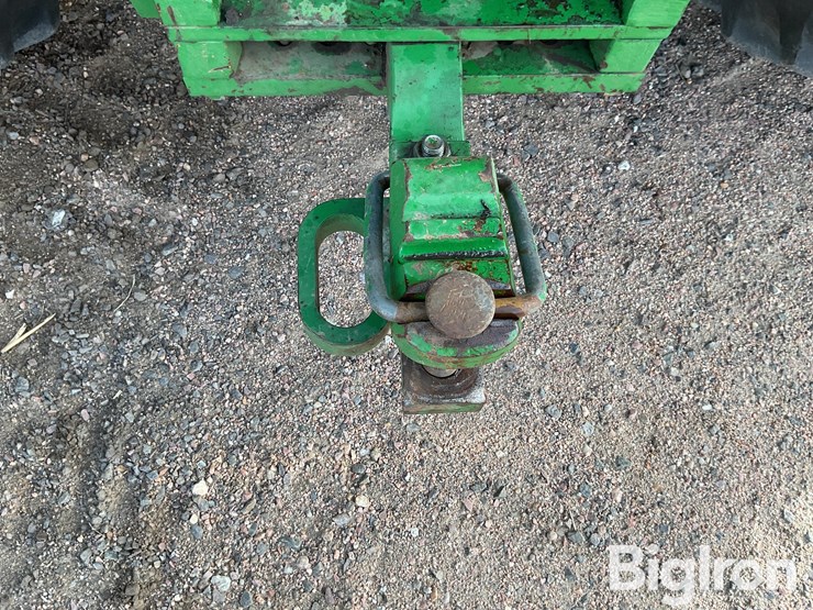 john-deere-8260r-image-10