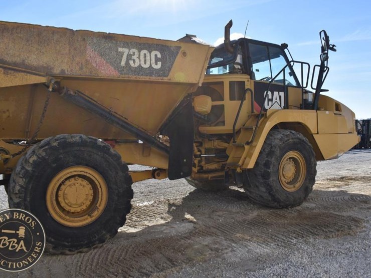 2014-caterpillar-730c-image-21