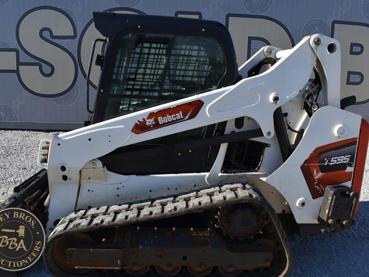 2022-bobcat-t595-image-15