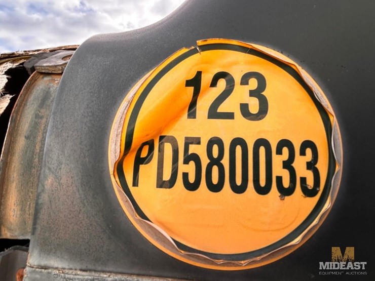 1990-international-f-4900-tandem-axle-dump-truck-image-20