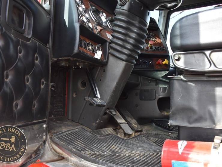 kenworth-t800-image-35