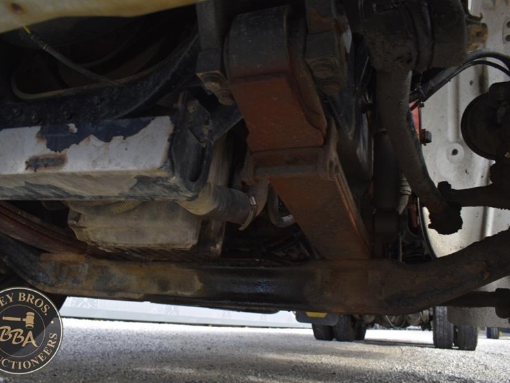 freightliner-business-class-m2-106-image-86