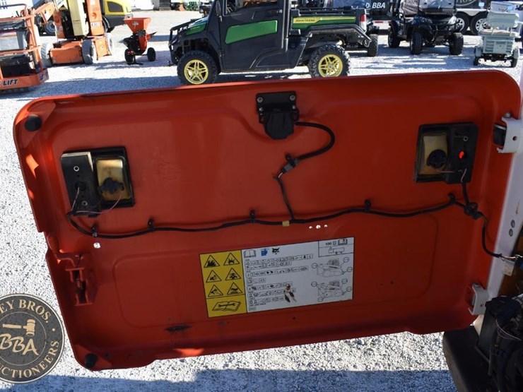 2022-bobcat-t595-image-41