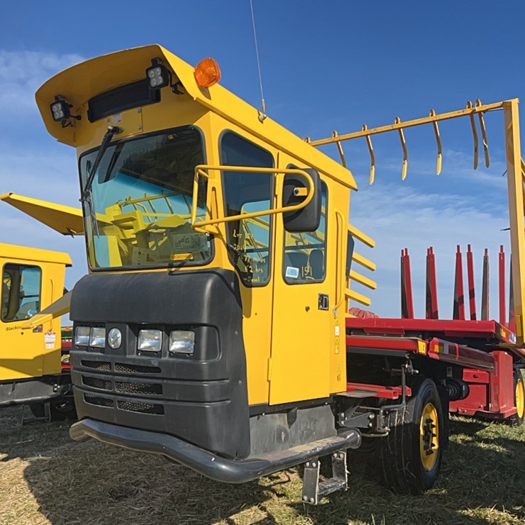 2019 New Holland Bale Stacker