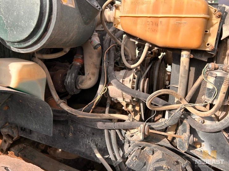 1990-international-f-4900-tandem-axle-dump-truck-image-14