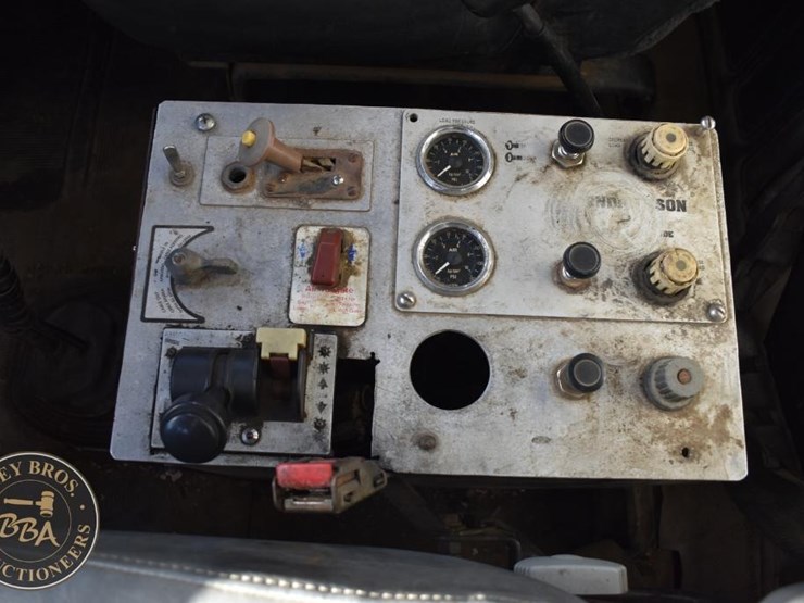 1997-mack-rd688s-image-26