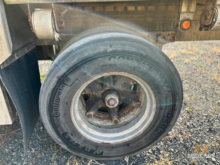 2001-reitnouer-trailer-image-15