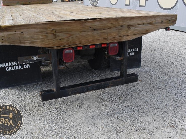 freightliner-business-class-m2-106-image-20