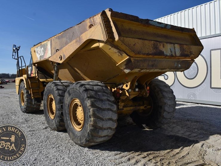 2014-caterpillar-730c-image-15