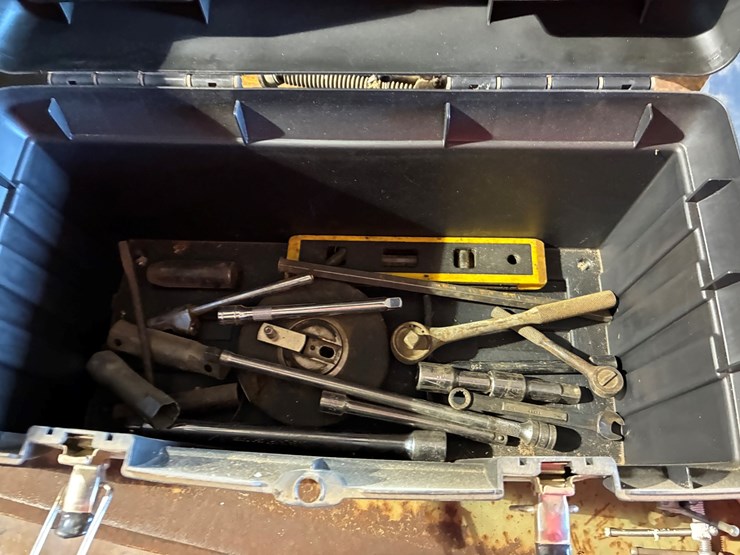 #17212-•-toolbox-w-misc.-tools-image-2