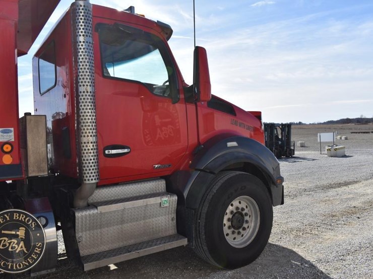 kenworth-t880-image-21