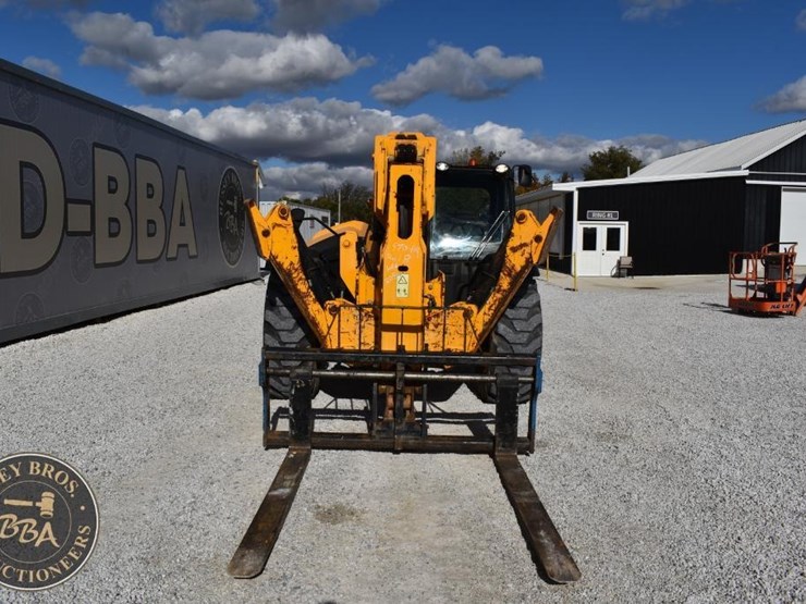 2018-jcb-512-56-image-8