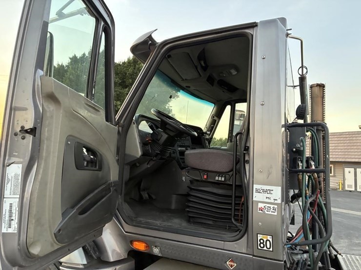 2015-international-prostar-image-9