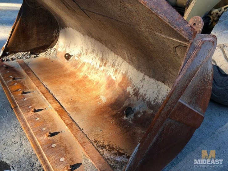 caterpillar-966g-image-10