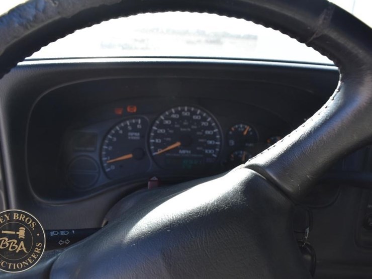 chevrolet-silverado-1500-image-19