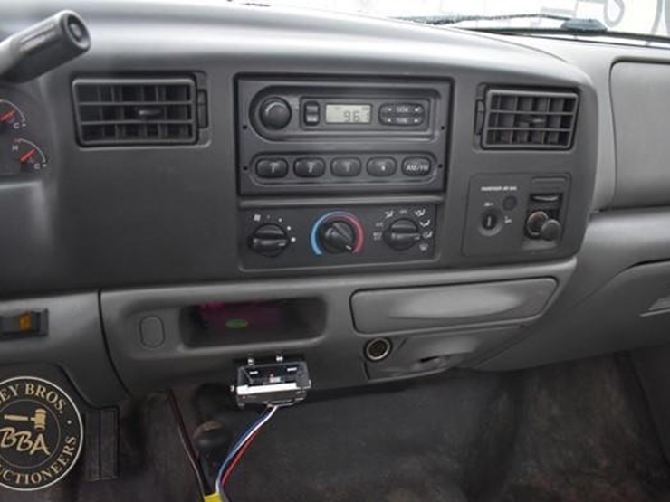 ford-f350-xl-image-41