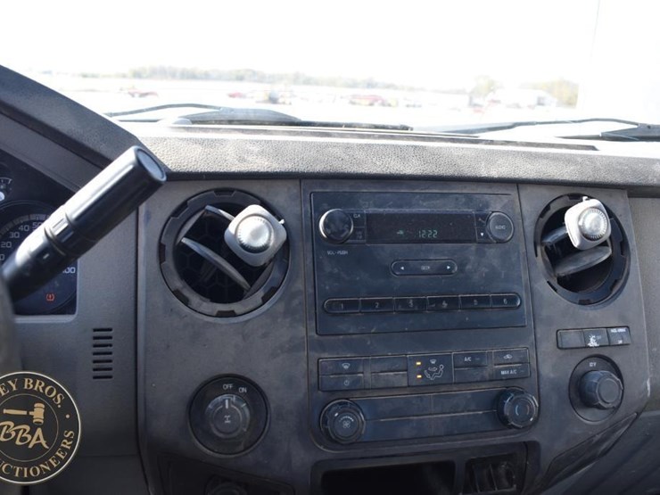 ford-f250-sd-image-34