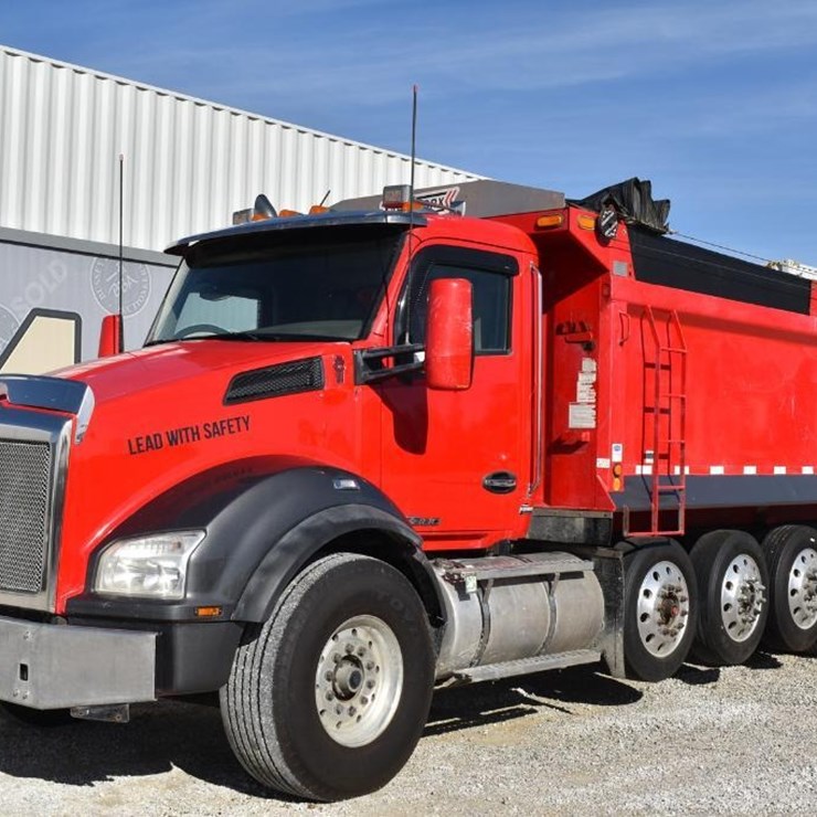 KENWORTH T880