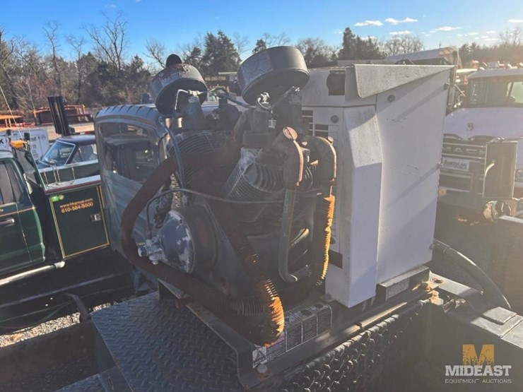 1999-international-4900-image-8