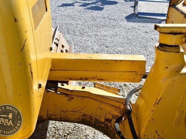 komatsu-d61exi-23-image-29