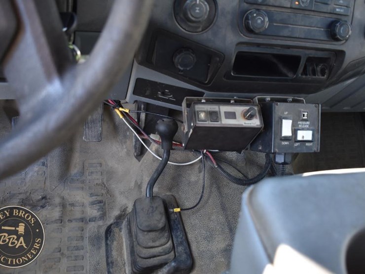 ford-f250-sd-image-33