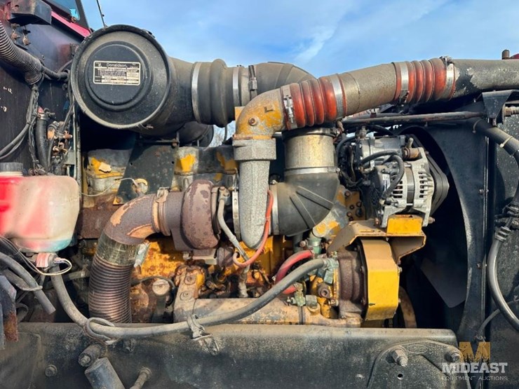 peterbilt-377-image-14